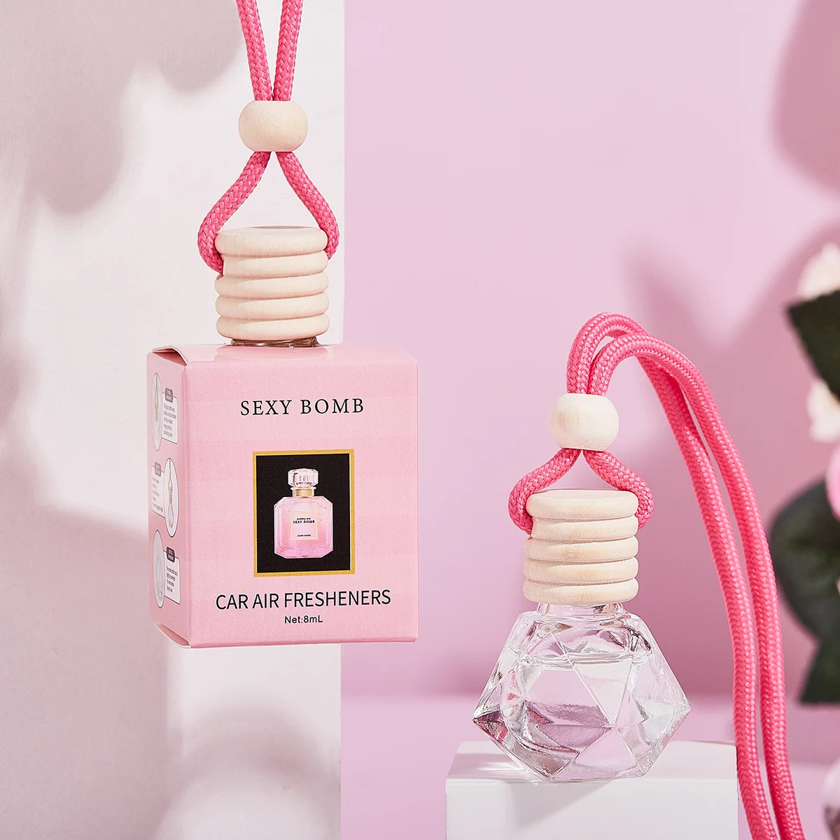 Pink car fragrance car interior accessories, perfume pendant car supplies, fresh air car fragrance